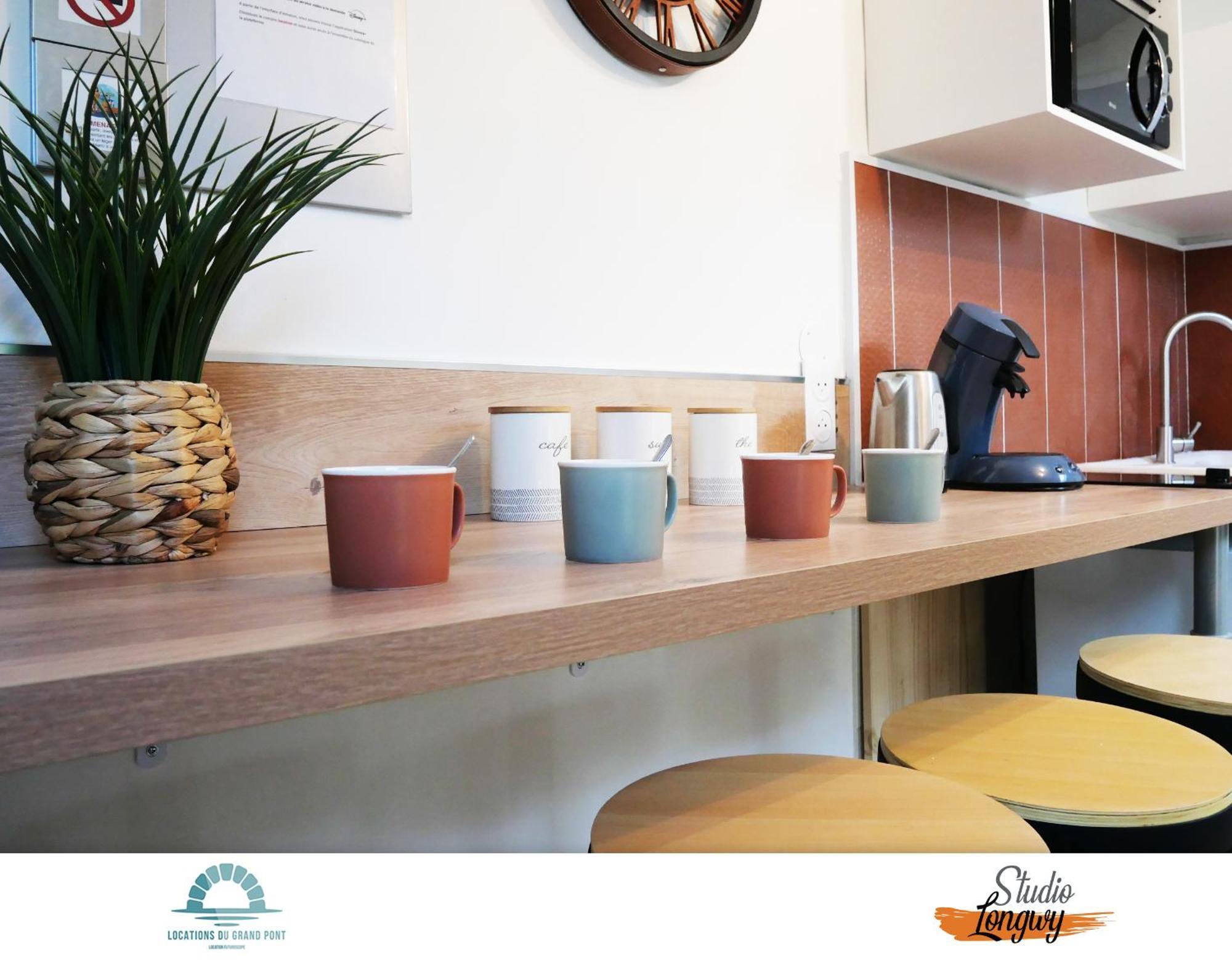 Locations Du Grand Pont - Appart Hotel Poitiers - Futuroscope ชาสเซเนย-ดู-ปัวตู ภายนอก รูปภาพ