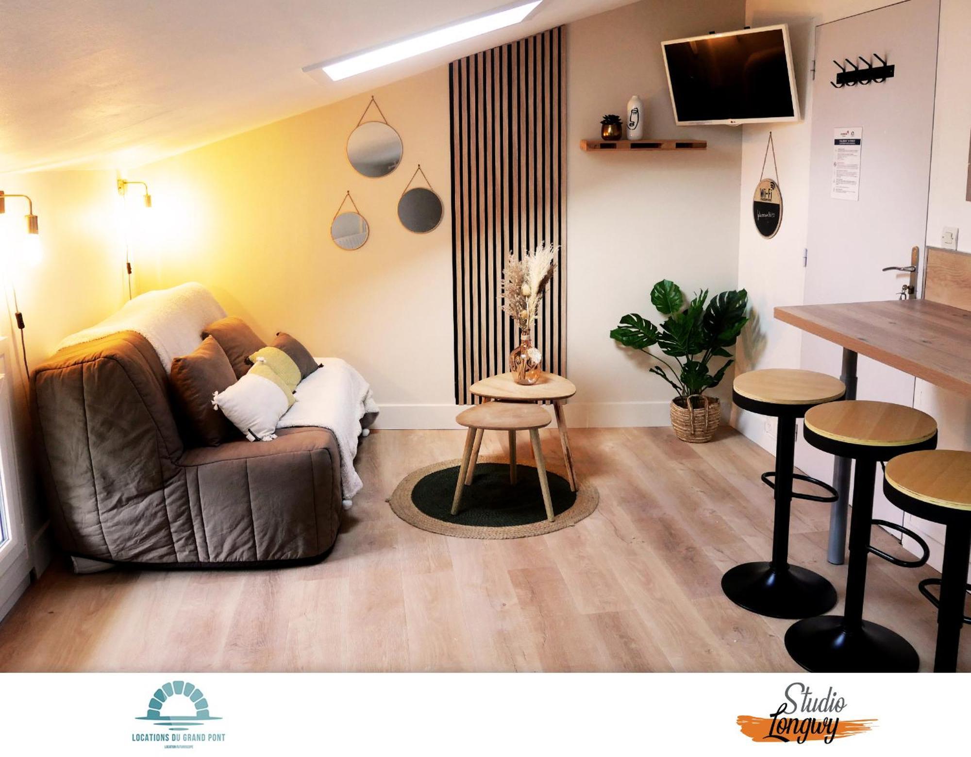 Locations Du Grand Pont - Appart Hotel Poitiers - Futuroscope ชาสเซเนย-ดู-ปัวตู ภายนอก รูปภาพ
